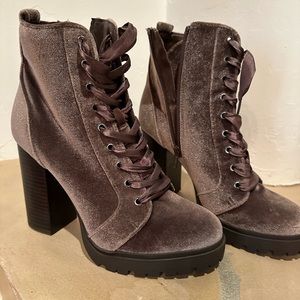 Steve Madden Brown Laurie boots